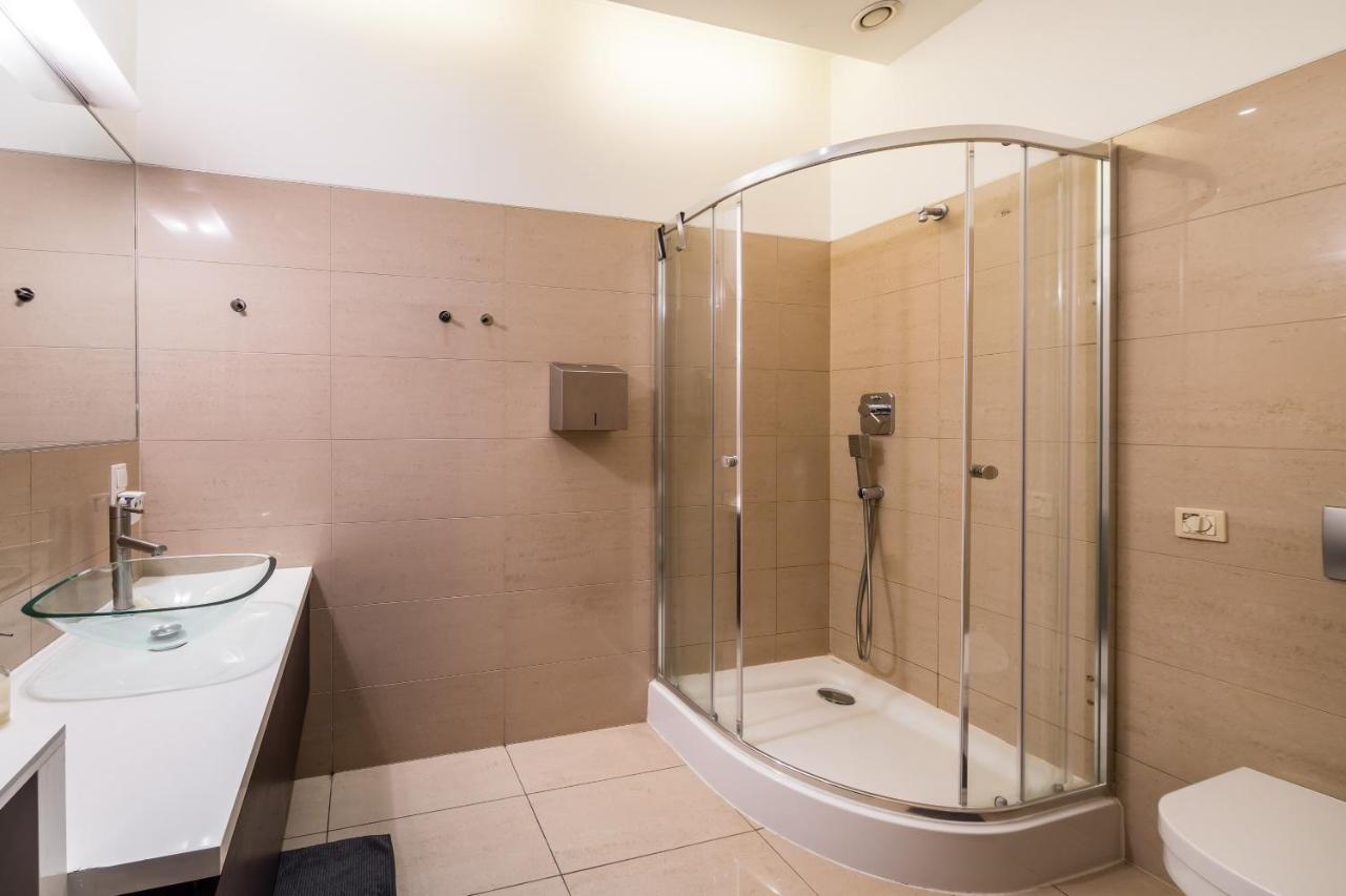 Sewa Apartments Krakow Bagian luar foto